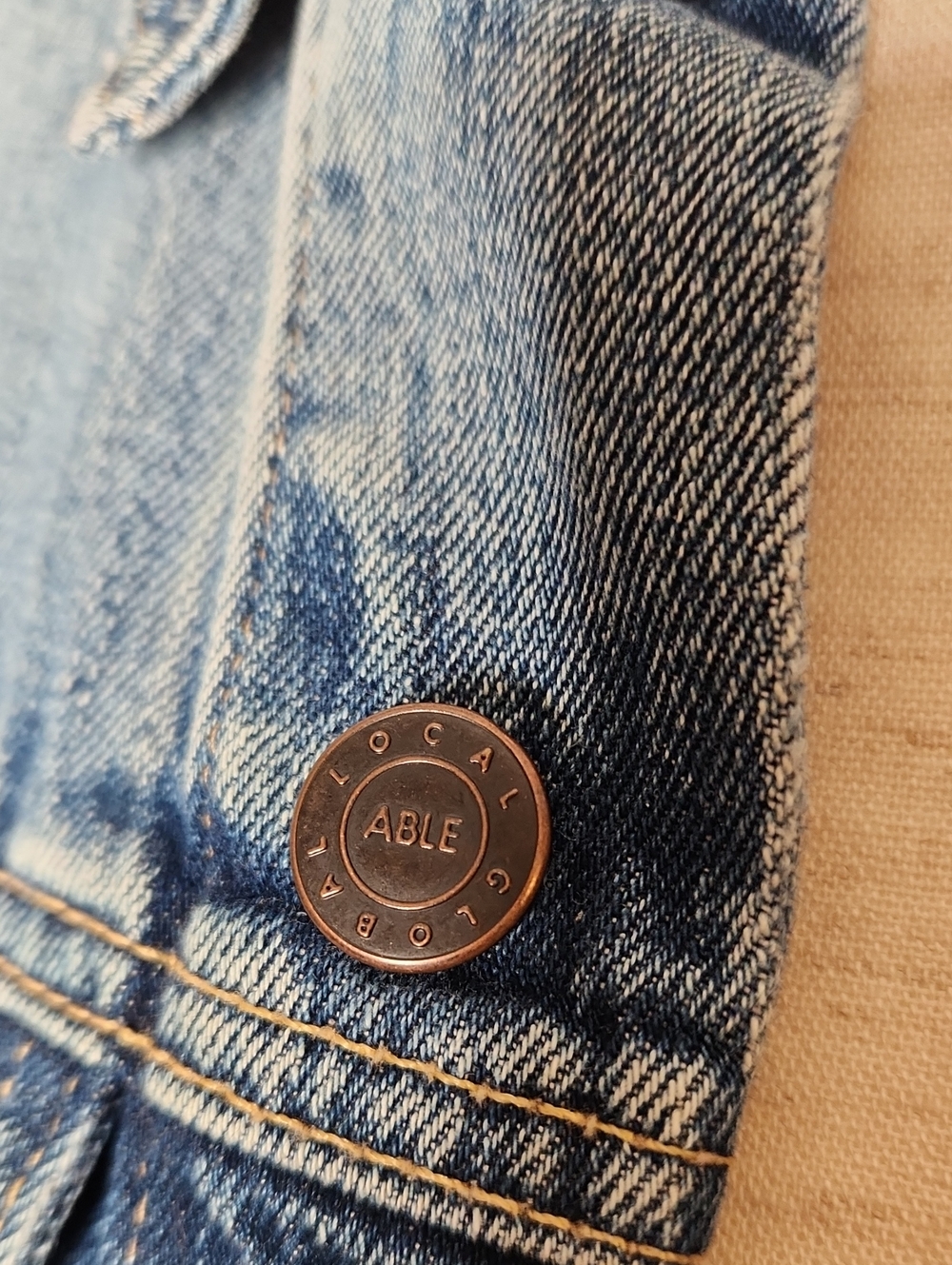 Gorgeous Things Distressed Blue Denim Jacket - See measurements - Picture 4 of 11